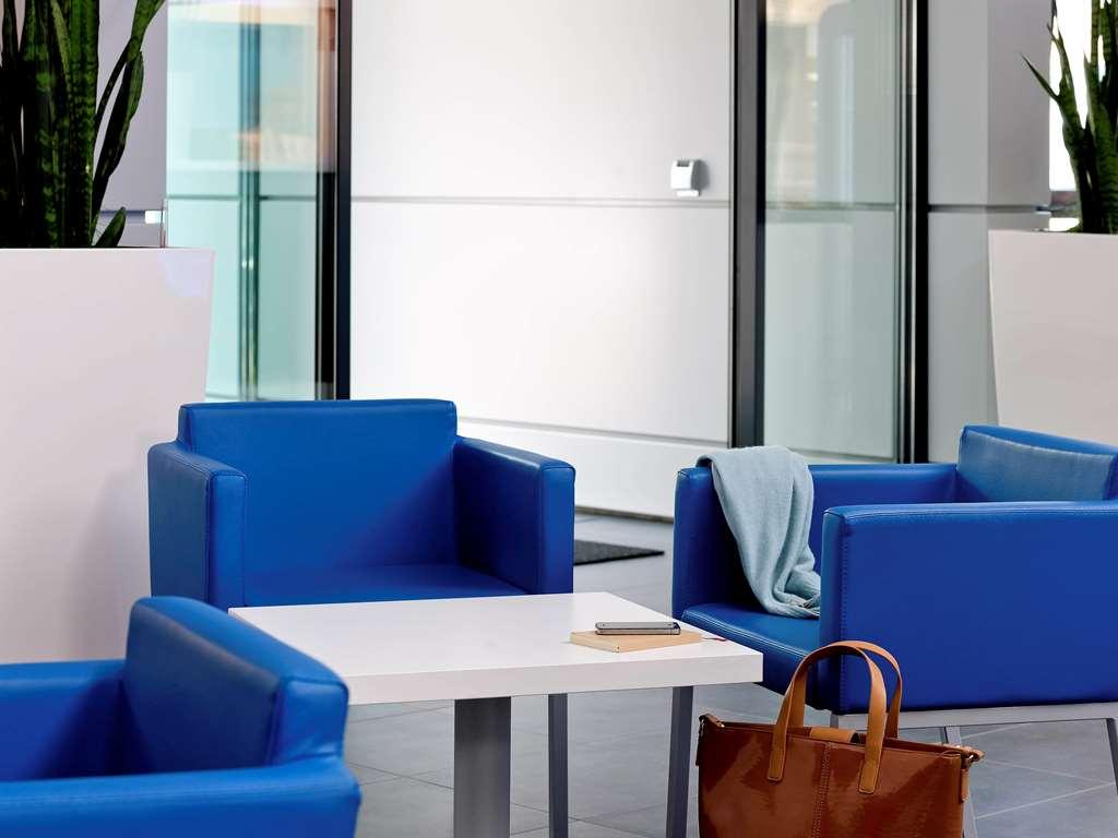 Ibis Budget Koeln Messe Удобства фото
