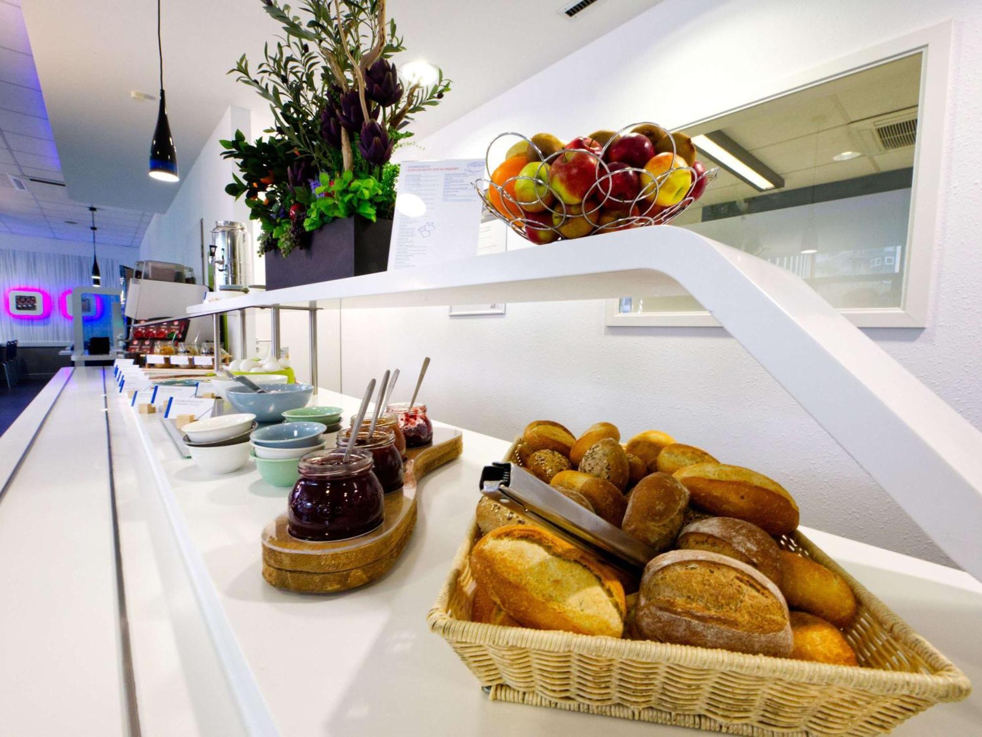 Ibis Budget Koeln Messe Экстерьер фото