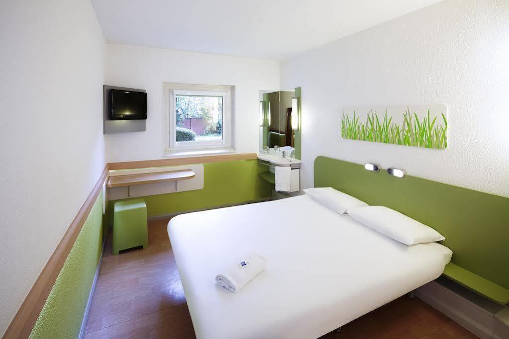 Ibis Budget Koeln Messe Экстерьер фото